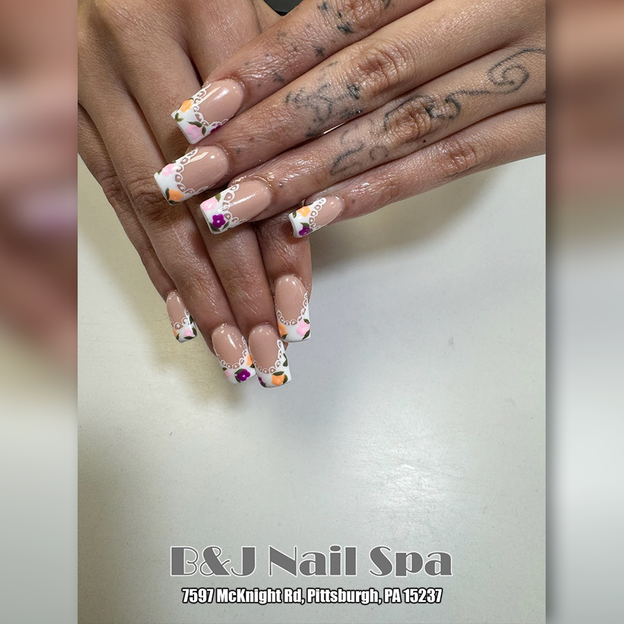 B&J Nails & Spa